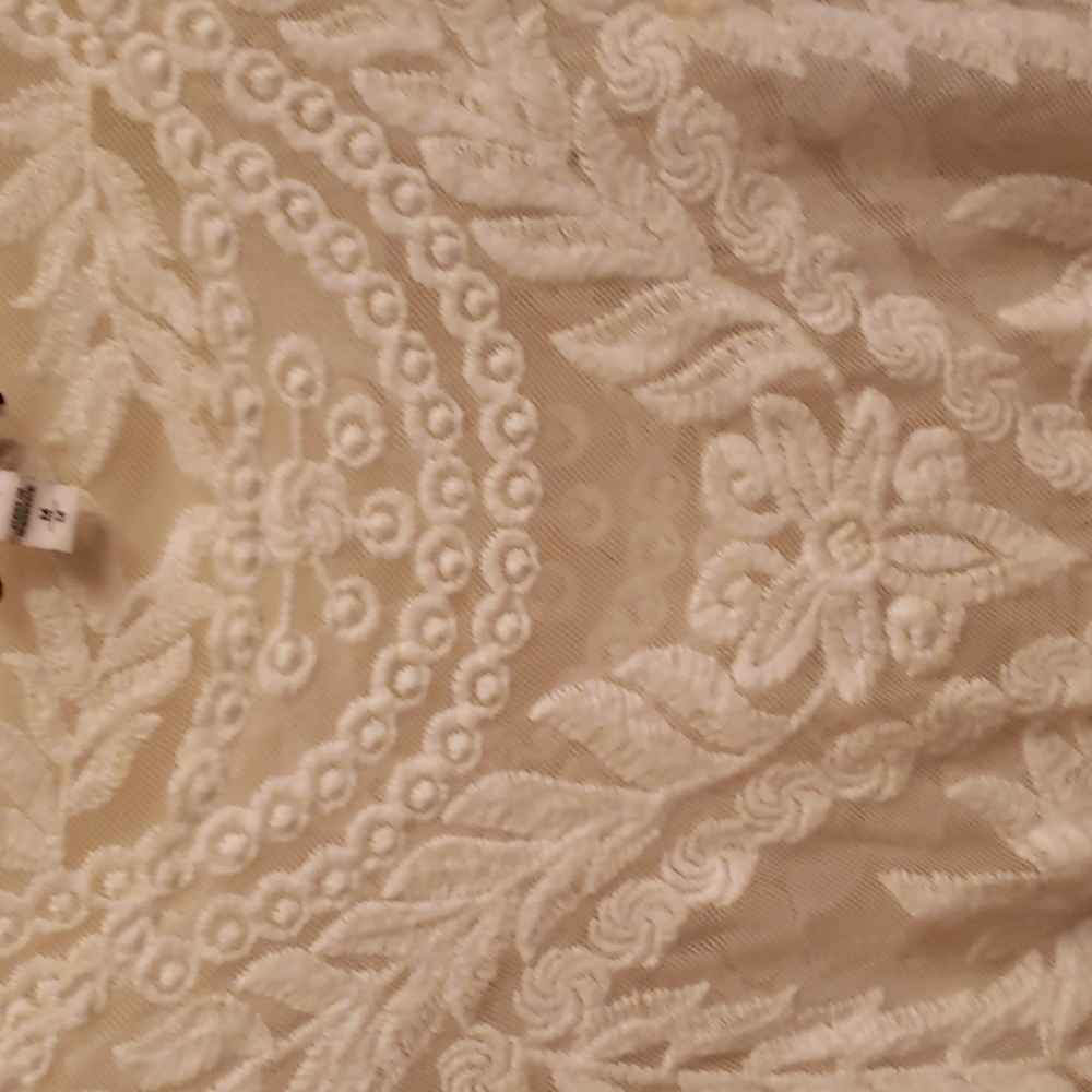 Express Mesh Lace Embroidered  Sheer Top ❤ - Picture 2 of 4